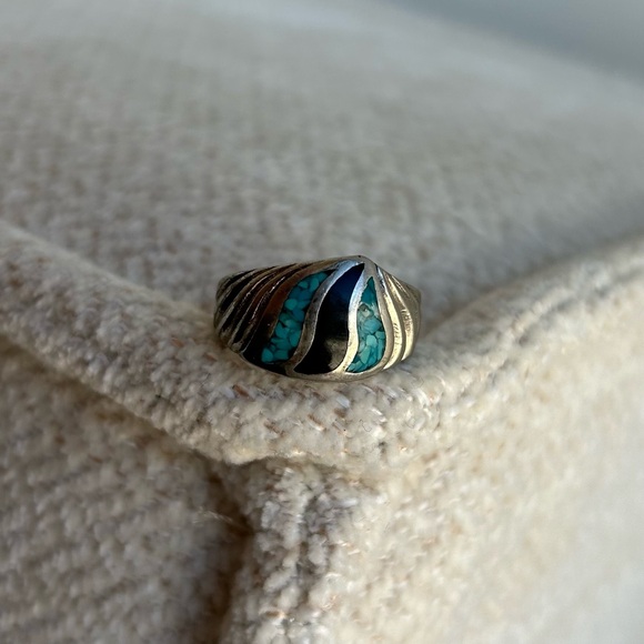 Turquoise Wave Ring - Picture 6 of 6